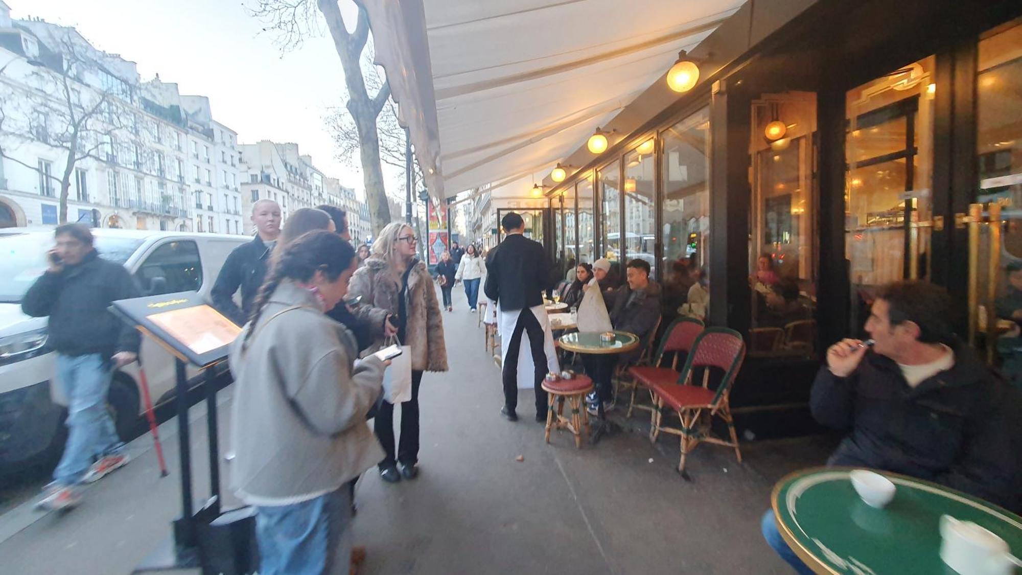 1 Minute Gare Montparnasse,center,close To Louvre Meusm And Eiffel Tour ,amusing Place Parigi